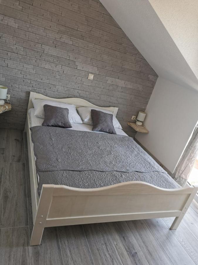 Apartments Marina Трогір Екстер'єр фото
