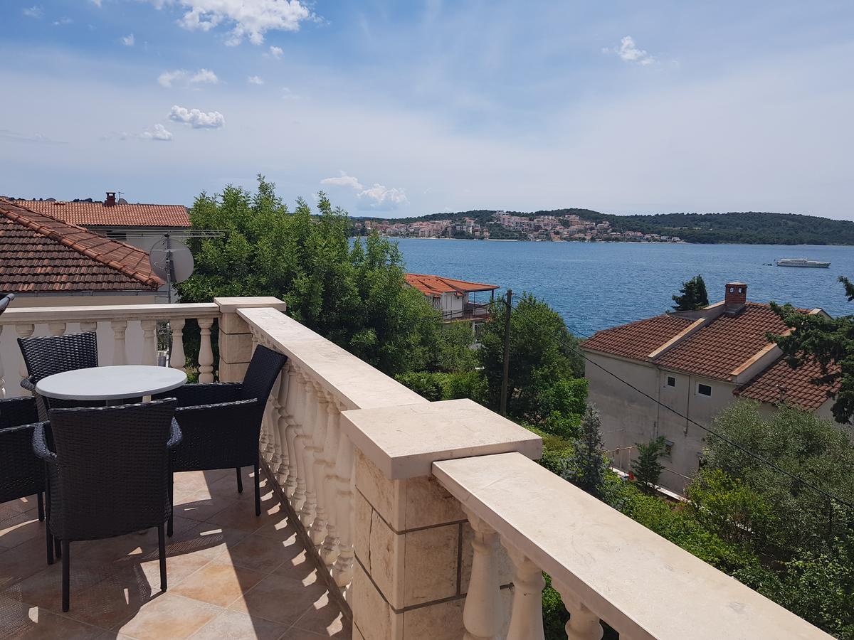 Apartments Marina Трогір Екстер'єр фото