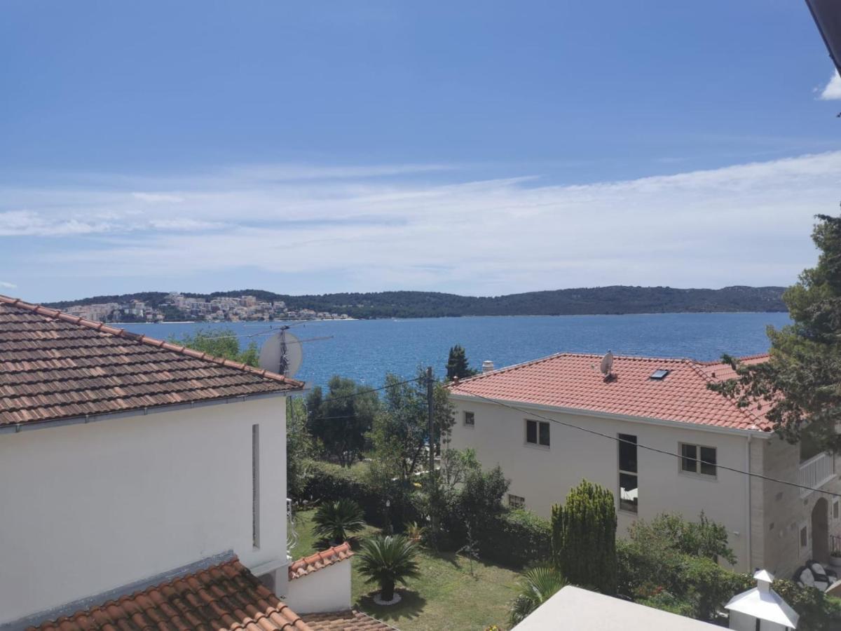 Apartments Marina Трогір Екстер'єр фото